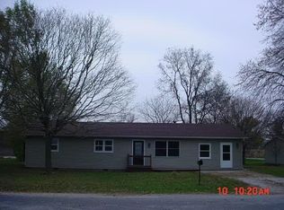 200 N Lincoln St, Bement, IL