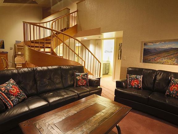 3rd image of 1483 Empire Ave #513