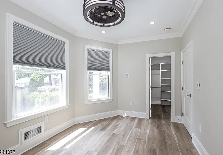 263 Walnut St #1 — Photo 23