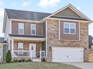 740 Banister Dr, Clarksville, TN 37042
