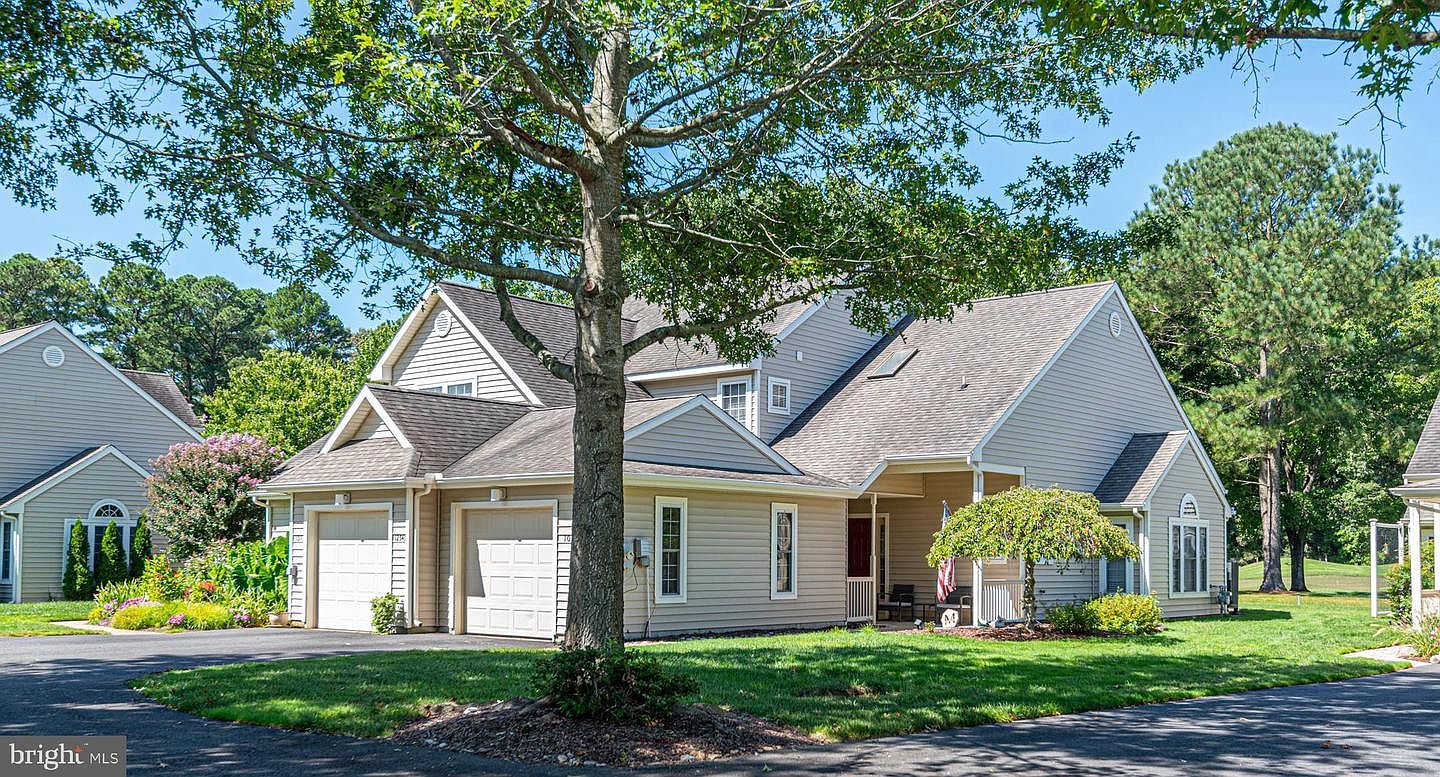 12540 River Run Ln Unit 102