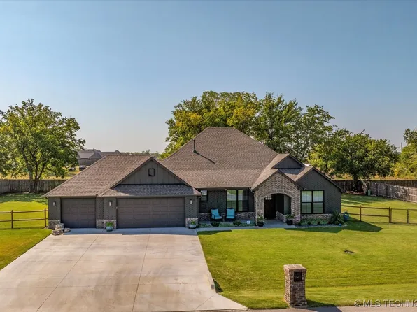 7116 E 141st St N, Collinsville, OK 74021