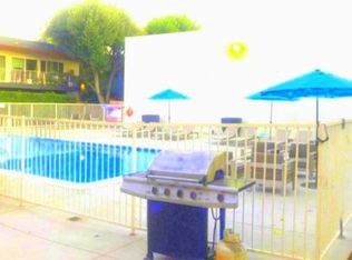 17938 Burbank Blvd #2140, Encino, CA 91316
