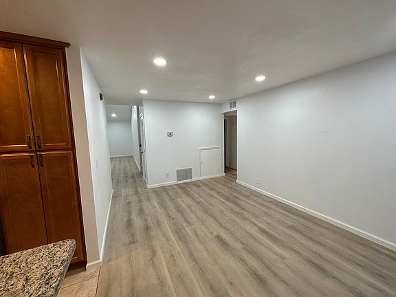 5th image of 2448 Huran Dr