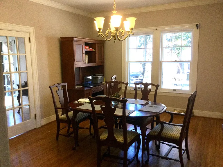 Dining room.