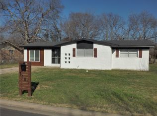 1101 Clover Dr, Waco, TX 76705
