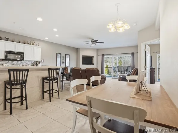 464 Cedar Heights Dr #1D, Camdenton, MO 65020