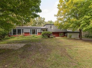 1305 Ridge Ct NE, Rochester, MN 55906