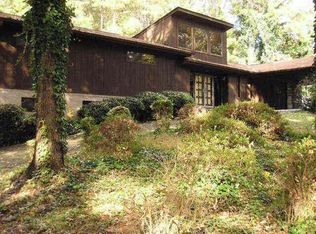 1677 Adrian Dr, Riverdale, GA 30296