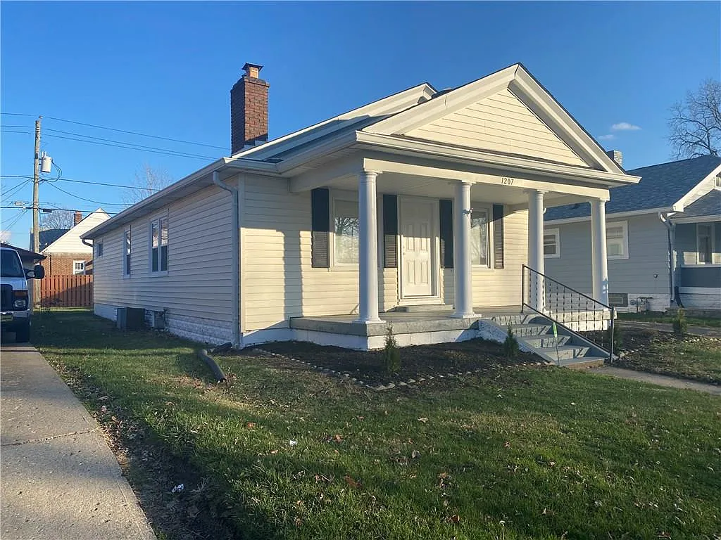 1207 N Euclid Ave photo 1
