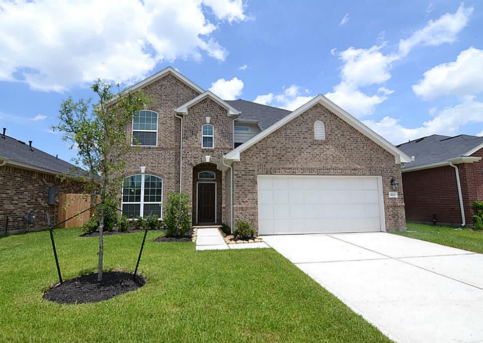 1st image of 24630 Lakecrest Creek Dr