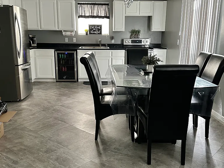 1312 W Archmore Dr — Photo 4