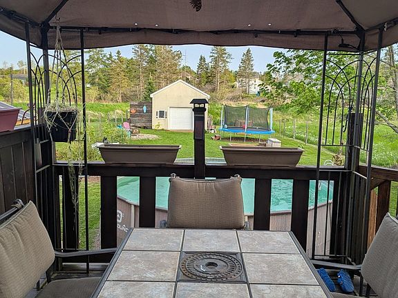 3rd image of 400 Pictou Rd