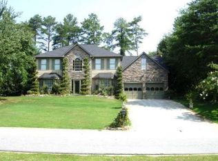 6945 Greenfield Ln, Cumming, GA 30028