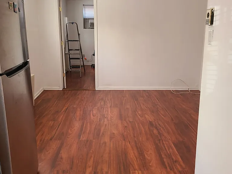 708 Avenue Y — Photo 4