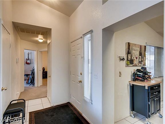 3rd image of 4701 Candlas Way