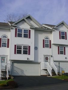 206 Manor View Dr, Manor, PA, 15665