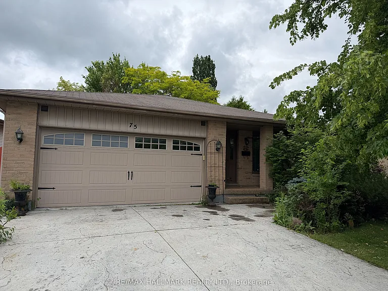 75 Golfview Cres — Photo 2