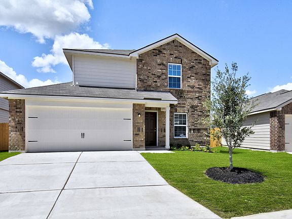 The Canyon is a spacious two-story home at Preserve at Medina.