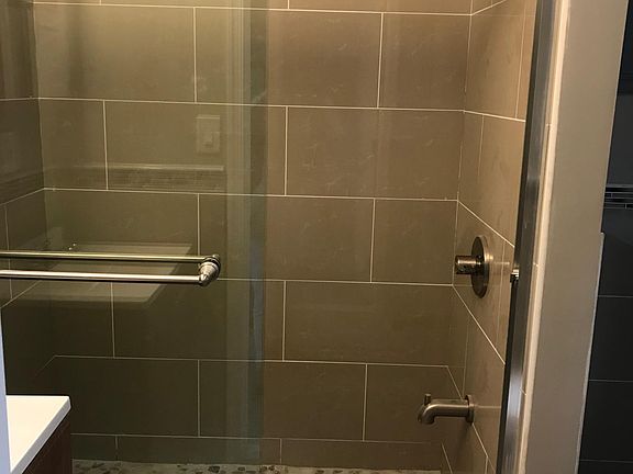 2nd image of 925 S 9th St Unit 847