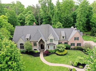 5 Abbington Rdg, Cincinnati, OH 45242