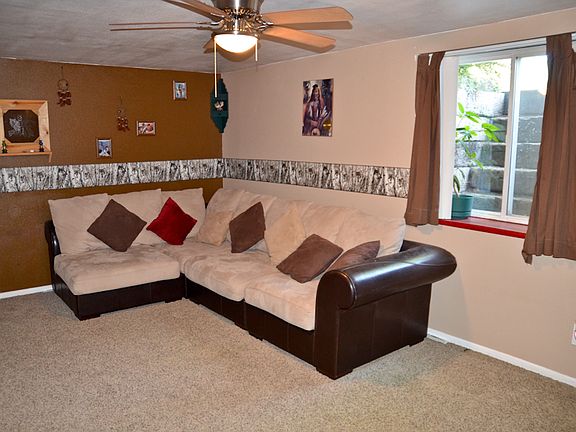 4th image of 3765 E Geneva Dr