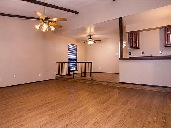 2nd image of 1108 Lombardy Dr
