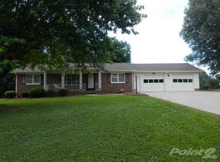 262 Forest Rd, North Wilkesboro, NC 28659