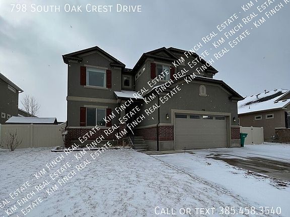2nd image of 798 S Oak Crest Dr