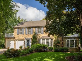 5011 Wooddale Ln, Edina, MN 55424