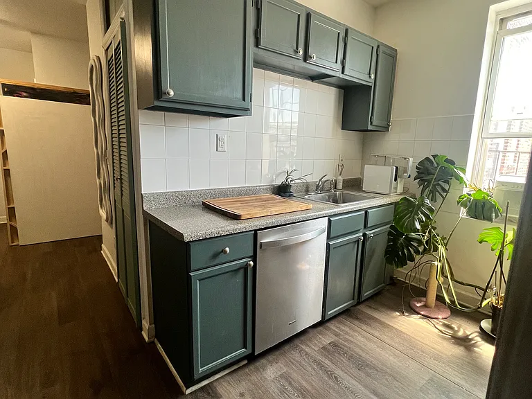 101 73rd St #54 — Photo 5