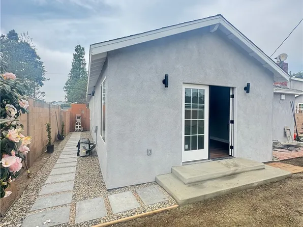 1900 N Bellflower Blvd, Long Beach, CA 90815