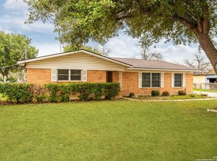 1139 Thompson Pl, San Antonio, TX 78226