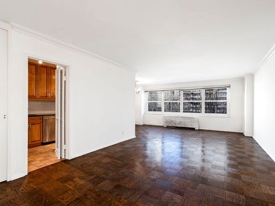 150 W End Ave APT 4F, New York, NY, 10023