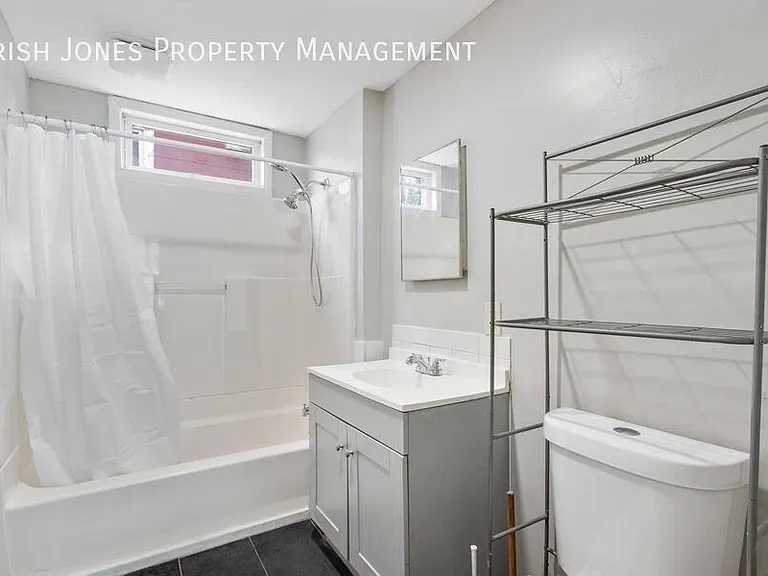 98 Edson St #1 — Photo 8