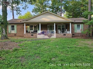 221 York Rd, Greenville, NC 27858