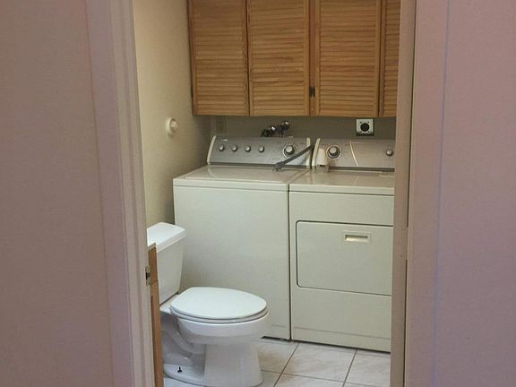 5th image of 5820 SE Windsong Ln #209