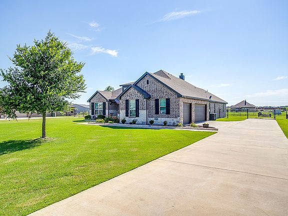 3rd image of 7825 Sagebrush Ln