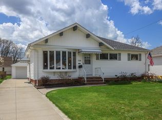 726 Sterling Rd, Wickliffe, OH 44092