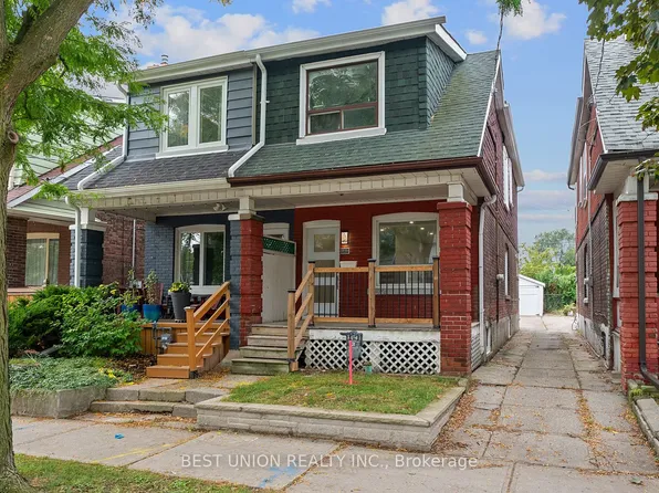 898 Greenwood Ave, Toronto, ON M4J 4B8