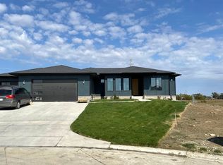 7832 E Pheasant Ridge St, Wichita, KS 67226