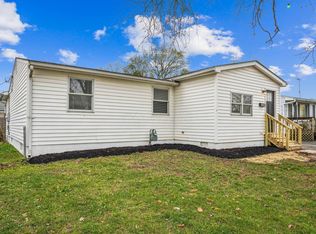 2819 Addison Dr, Grove City, OH 43123