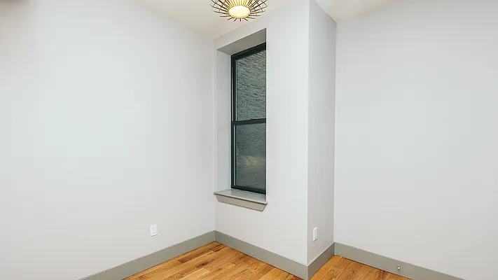 Rented by Nooklyn NYC LLC | media 21