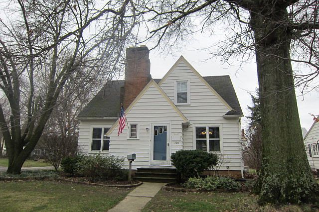 1st image of 728 Ellis Ave