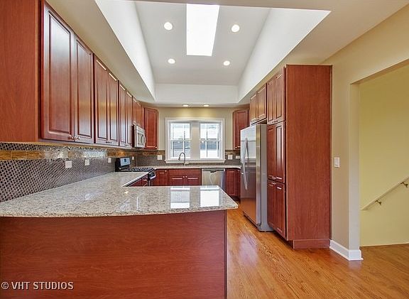 3rd image of 7110 N Keating Ave