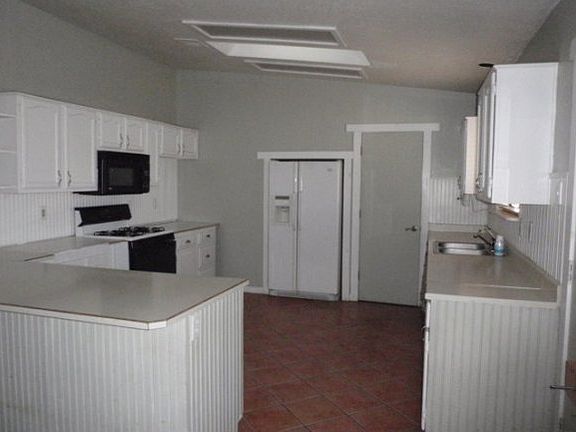 5th image of 570 W Dueno Dr