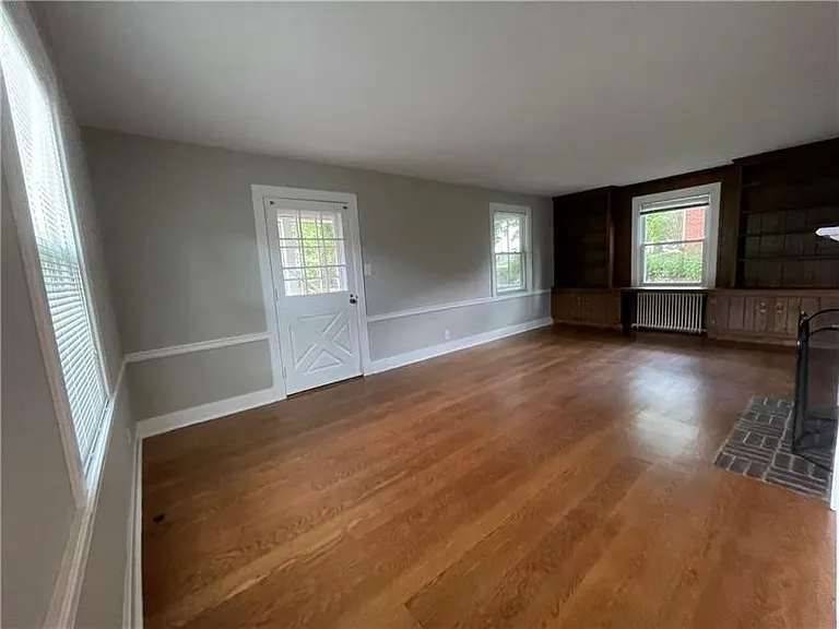 7800 Perry Hwy — Photo 3
