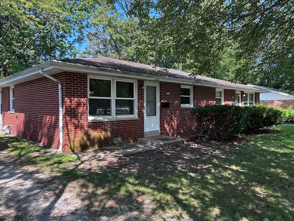 2213 Philo Rd