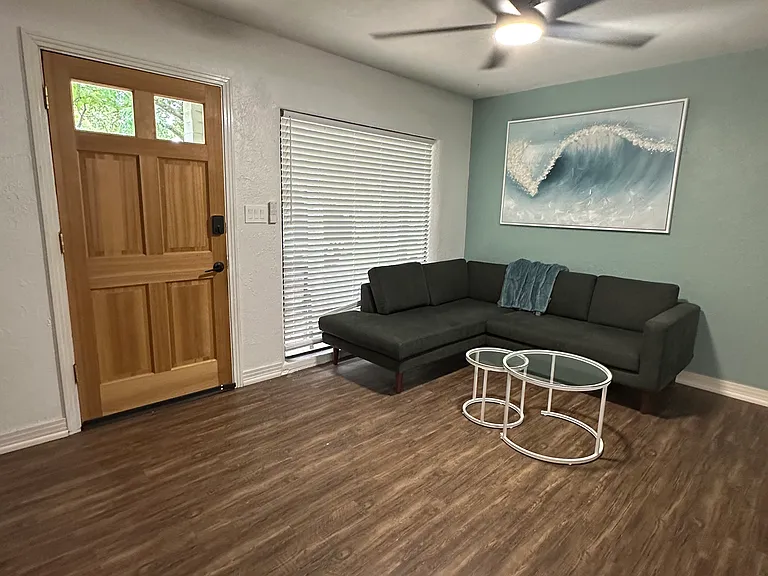 7026 Willoughby Ln — Photo 5