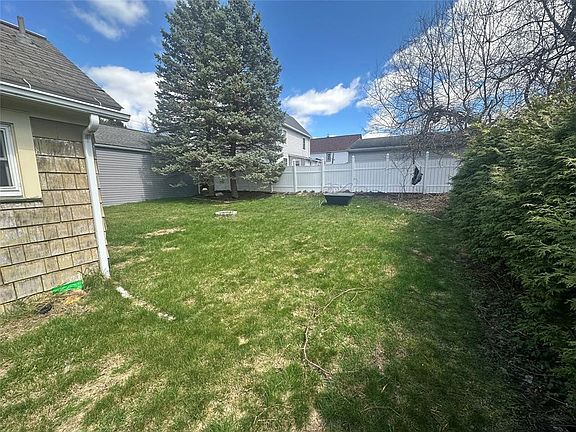 3rd image of 163 Ackley Ave